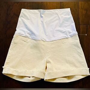 Just Black Maternity Cuffed Distressed Denim Shorts in Cream Size 31